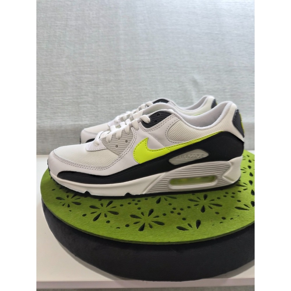 Nike Air Max 90 CZ1846-100 Mens 8.5 Running Shoes White Black Athletic Sneakers - Picture 4 of 14